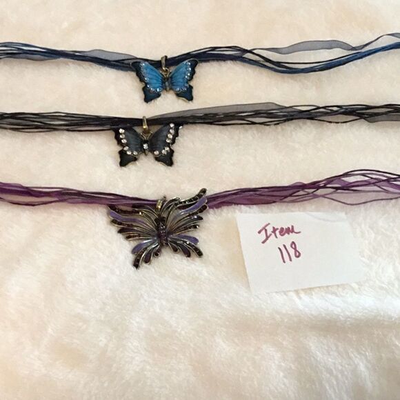 Lot of 3 alloy butterfly necklaces w/cord & ribbn - Picture 3 of 8